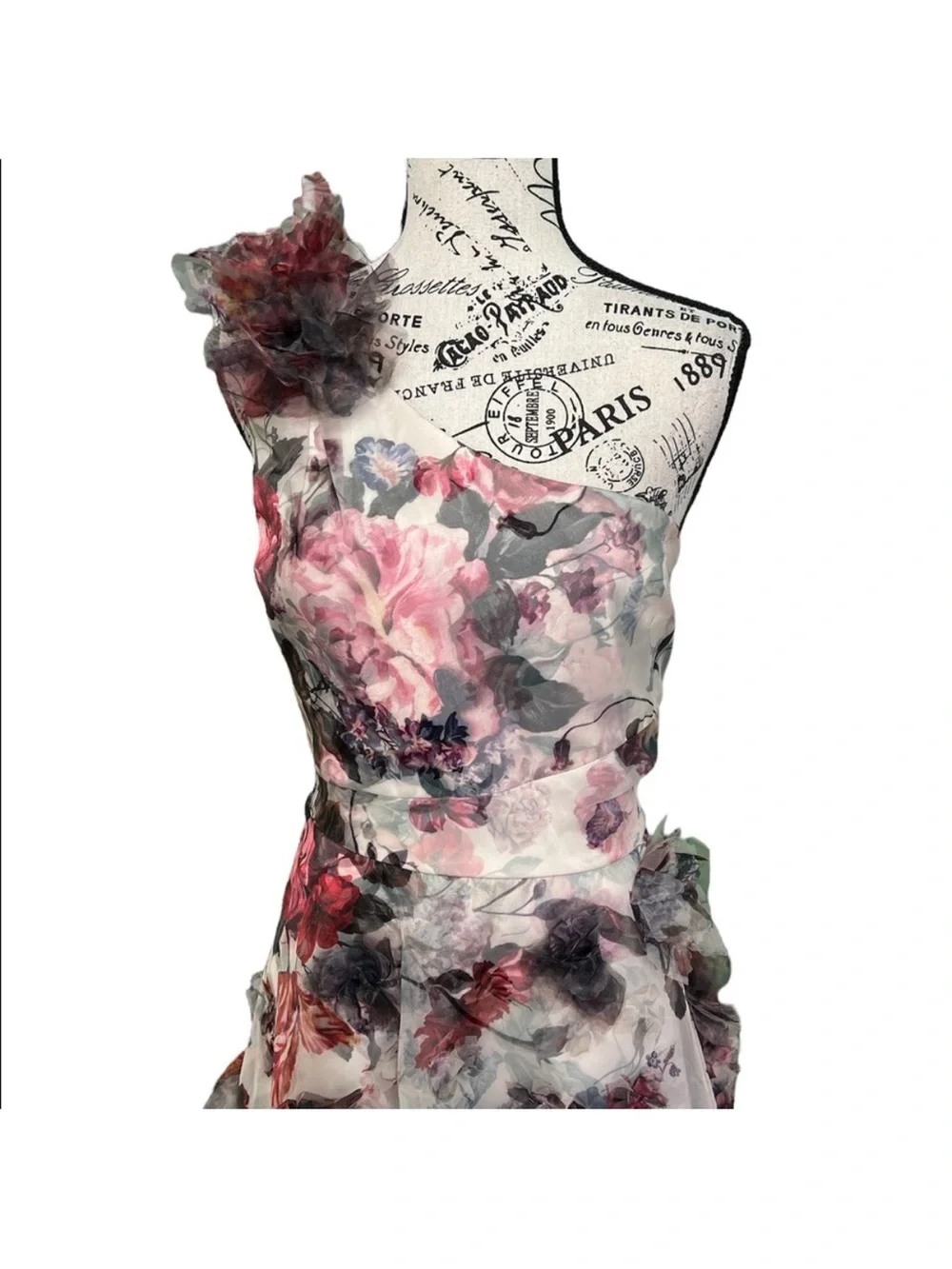Marchesa reposhing this